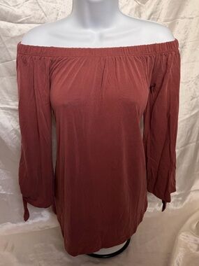 Off-Shoulder Top in Rosewood